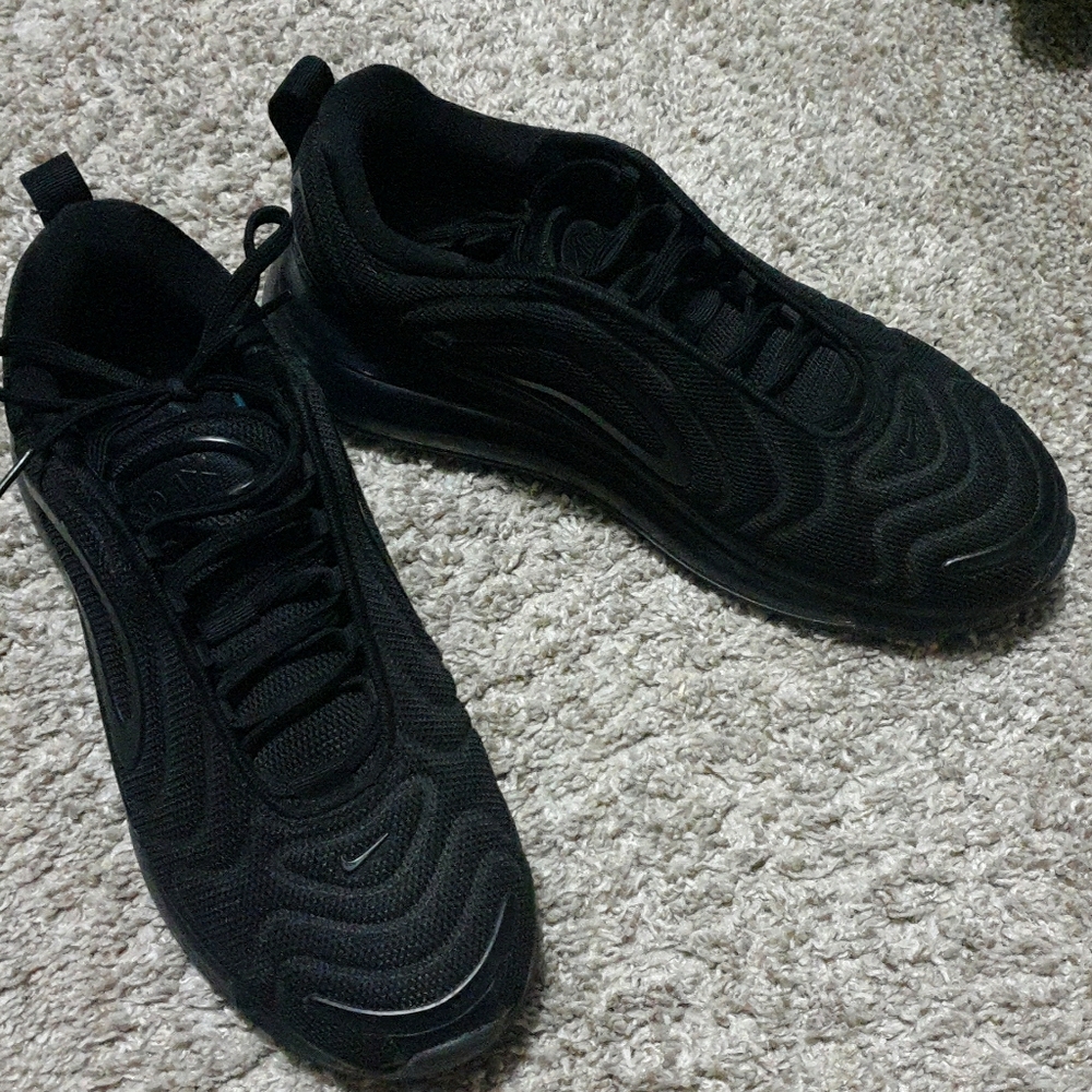 Nike air max shoes